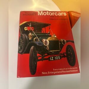 The Complete Encyclopedia of Motorcars Book